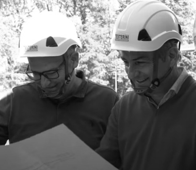 Foto — Franco e Giuliano Testerini, ritratto in cantiere